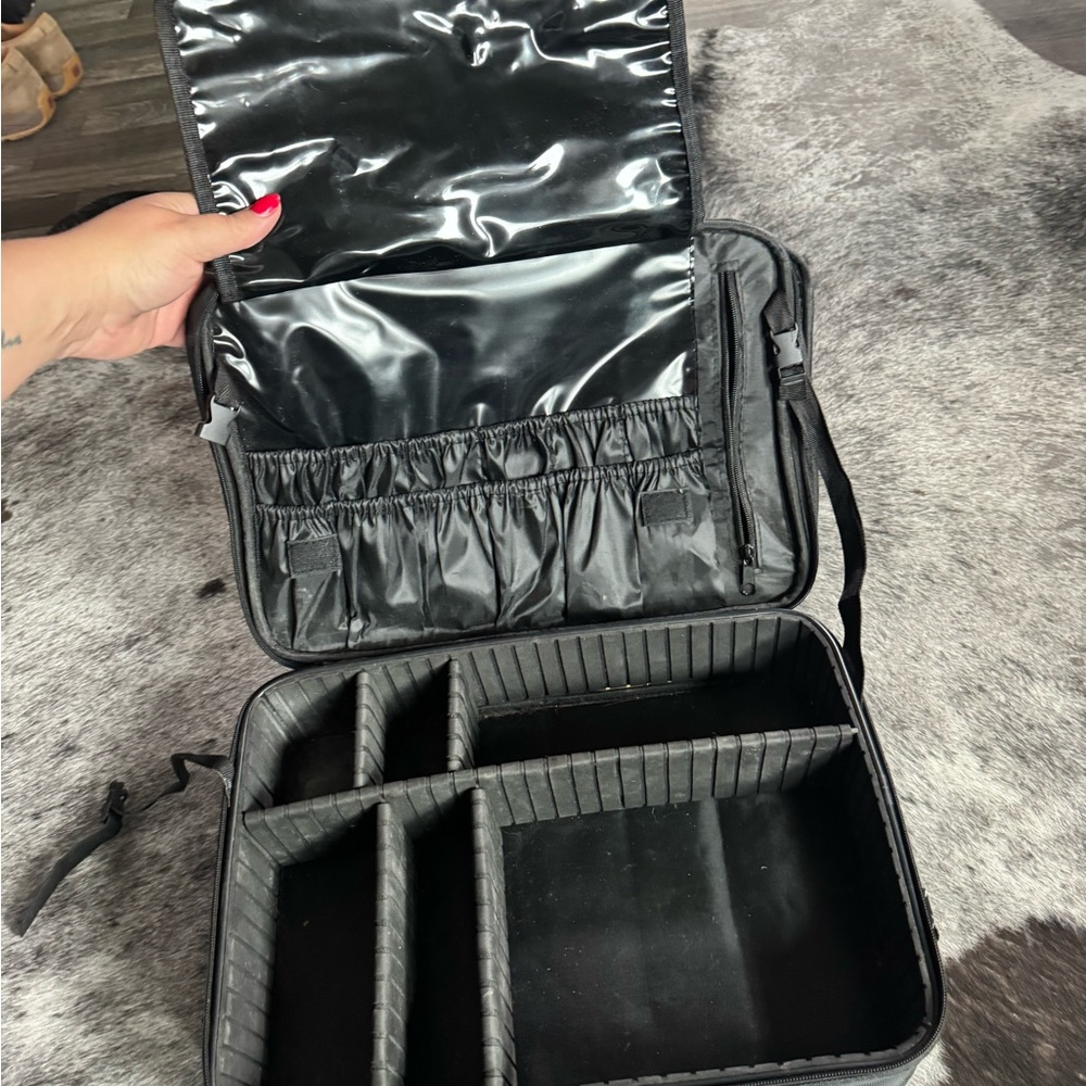 Professional makeup travel case